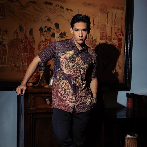 Luxury Performance Batik Shirt for Mens - Picture 4 of 8